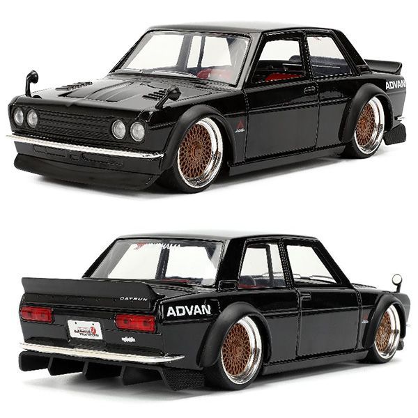 Advan ミニカー