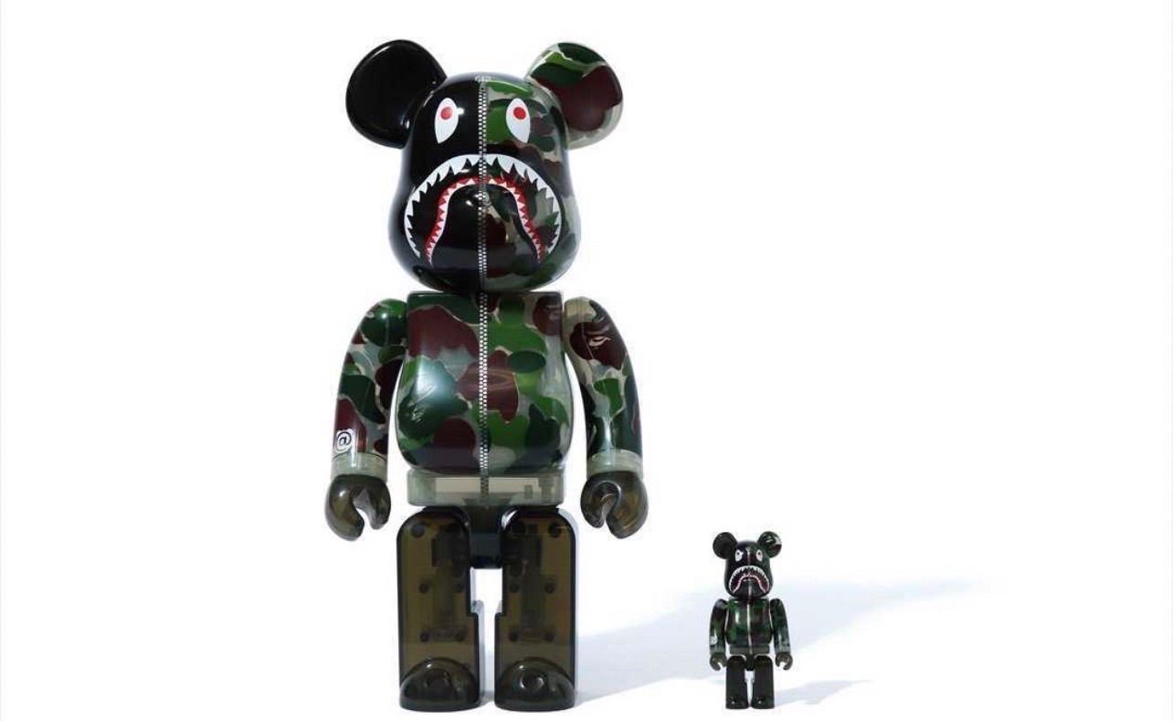 BE@RBRICK BAPE CLEAR ABC CAMO SHARK 100％ u0026 400% GREEN