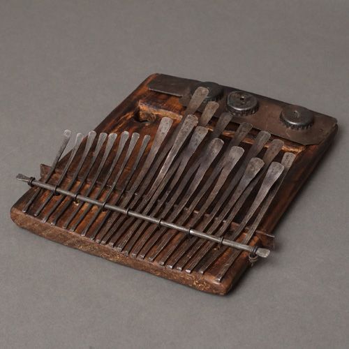 アフリカ民族楽器 ムビラ Mbira