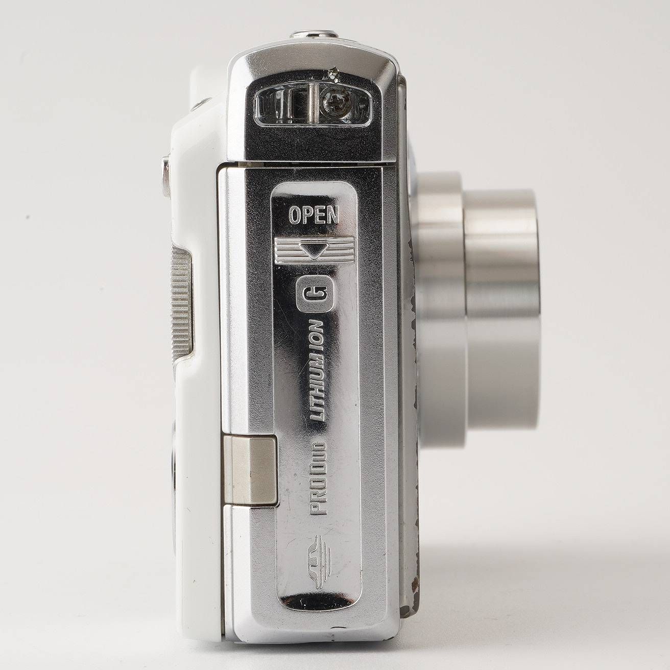 ソニー Sony Cyber-shot Super Steady Shot DSC-W80 / Carl Zeiss