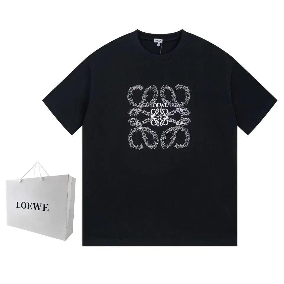 ロエベTシャツ ユニセックス LOEWE(ロエベ) ユニセックス 夏 カジュアル ビッグロゴ 黒 半袖T