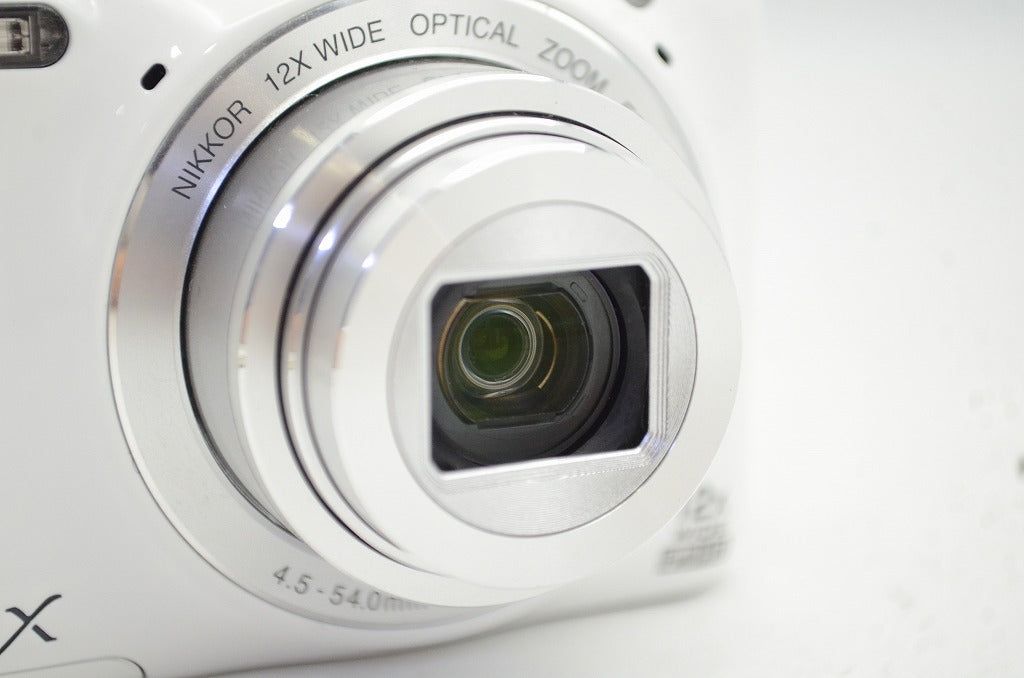 美品 Nikon ニコン COOLPIX S6600 コンパクトデジタルカメラ