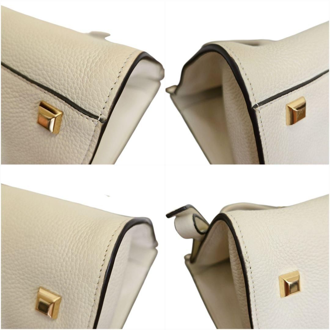 フェラガモ ガンチーニ スタジオバッグ ホワイト 2way ショルダー