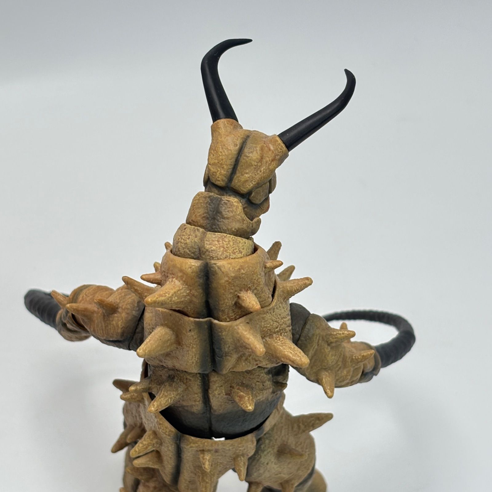 S.H.フィギュアーツ 帰ってきたウルトラマン グドン ※開封済み中古品