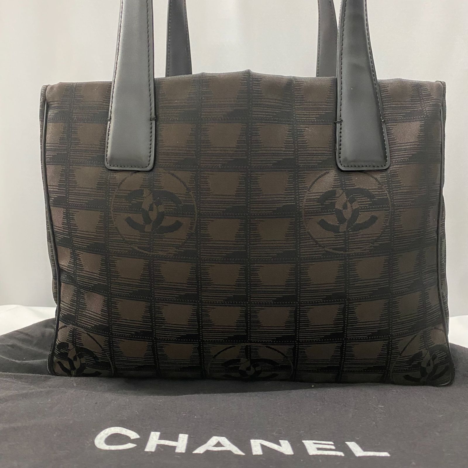 CHANEL シャネル ニュートラベルライン PMトートバッグ ココマーク