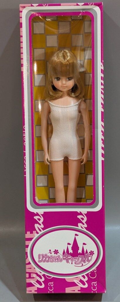 リトルファクトリー リカちゃんキャッスル 20人のお人形服作家とリカちゃん リカちゃん 赤いカメラモデル 9870