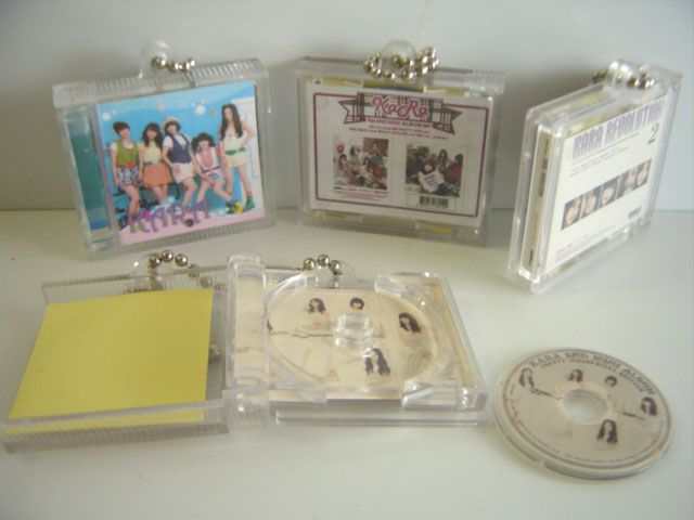 ♯ipi29NTカラKARAミニチュアCDコレクション8種