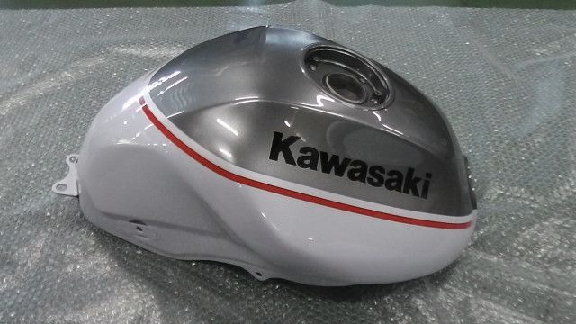 Ninja 400R　ER400B-A00xxx　の　タンク　:#1653439188