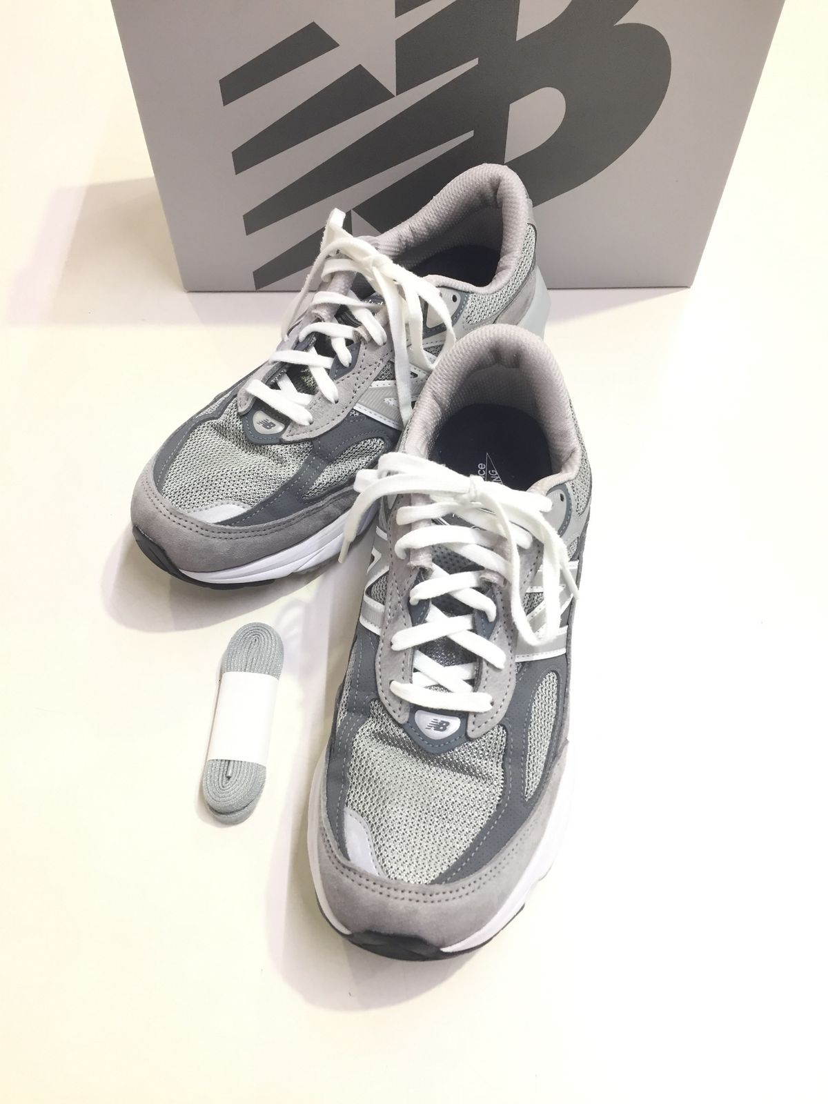 USA製 箱・シューレース付 NEW BALANCE ニューバランス 2023