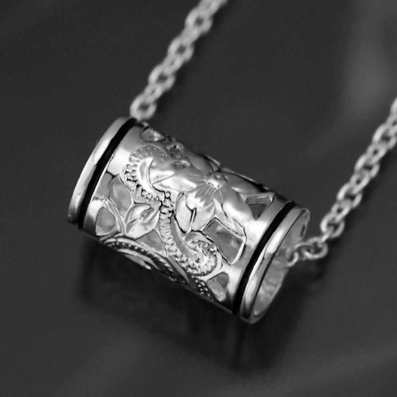 ハワイアンジュエリー クロス スクエア プレート プルメリア＆スクロール彫り ハワイアンジュエリー クロス スクエア プレート プルメリア