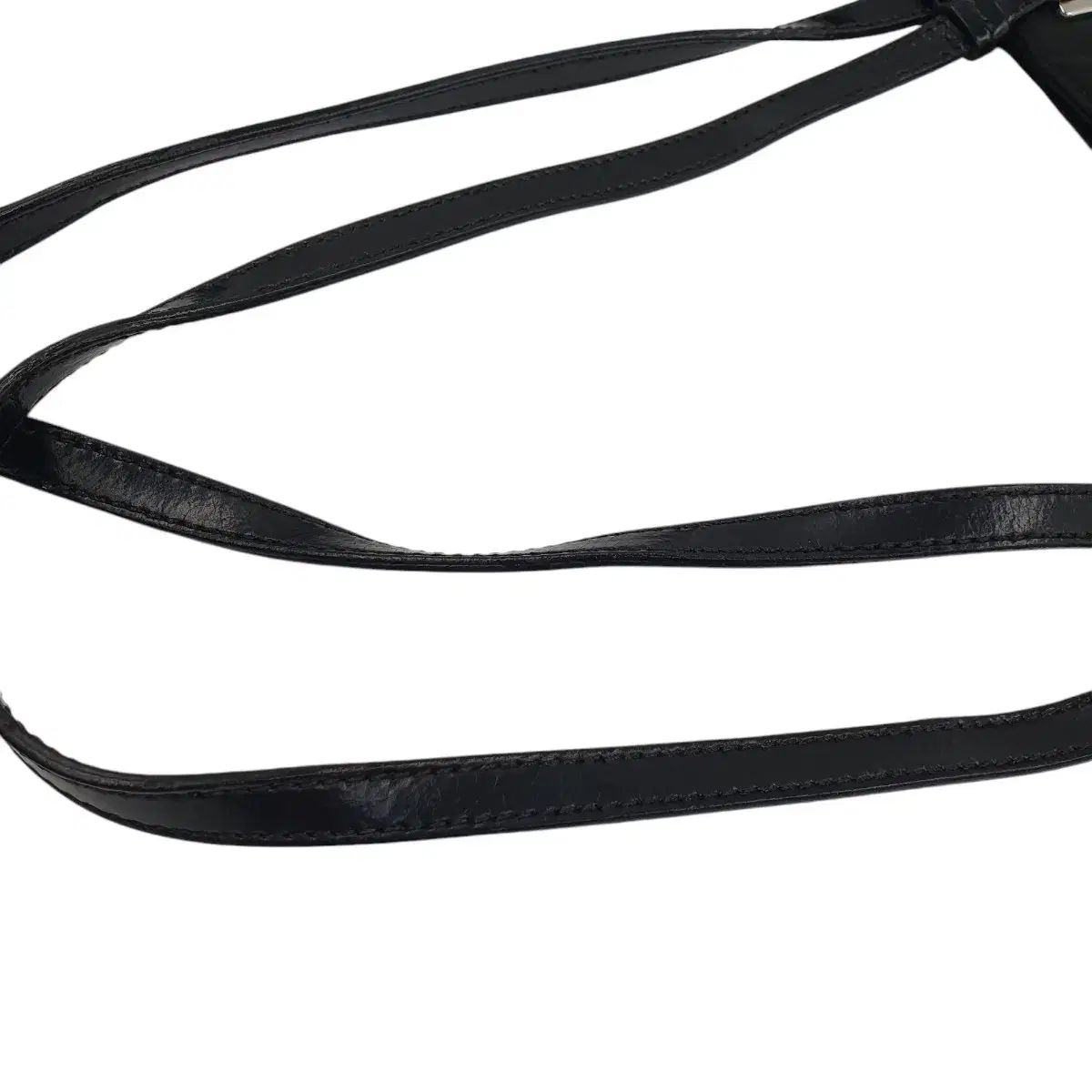 Re-Nylon ショルダーバッグ