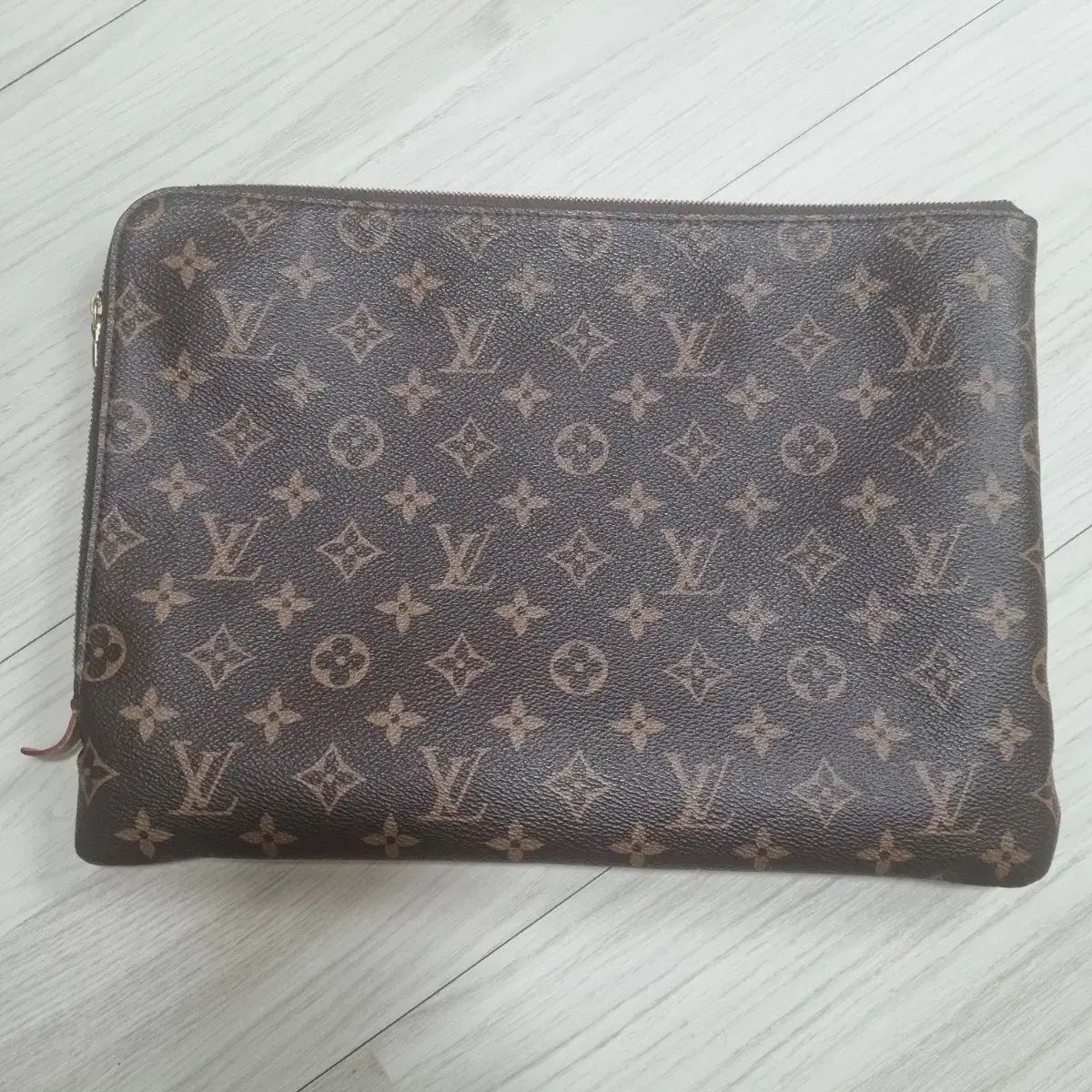 LOUIS VUITTON ルイヴィトン ポッシュトワレット 楽天市場】【バッグ