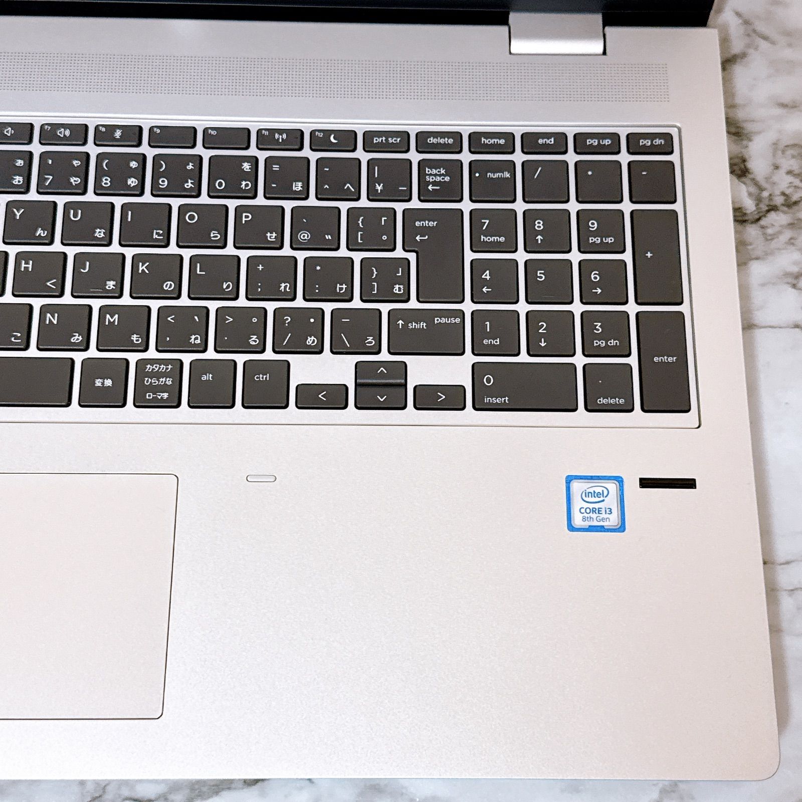 1台限定✨高性能i3＆爆速SSD/メモリ16GB✨カメラ付き 薄型パソコンPC