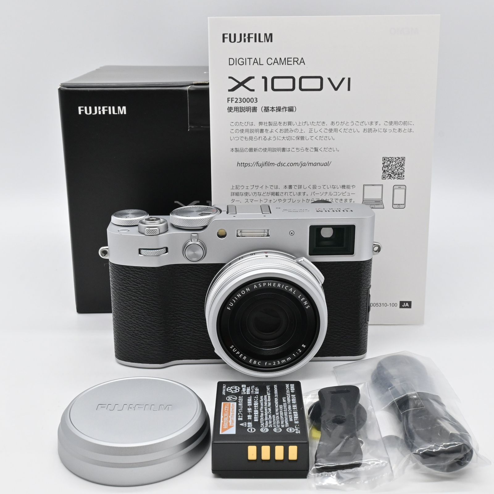 FUJIFILM X100iv シルバー 美品 ショット数1,655枚 ☆美品☆FUJIFILM X100VI シルバー ショット数 1817回 多言語モデル