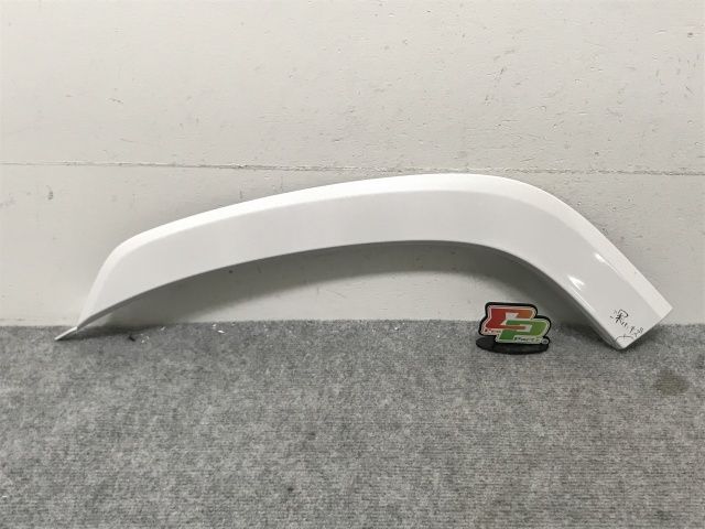 新車外し!ランドクルーザー/ランクル FJA300W/VJA300W 純正 左 リア ドア/オーバーフェンダー/フェンダーアーチモール 75078-60060(134450)