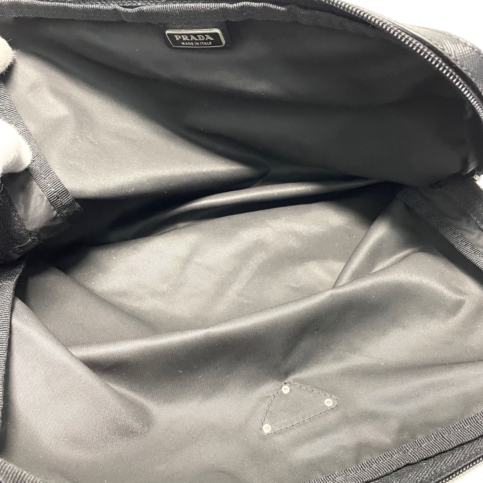 プラダ PRADA ポーチ クラッチバッグ セカンドバッグ ナイロン ブラック DECORATOM_COM_BR