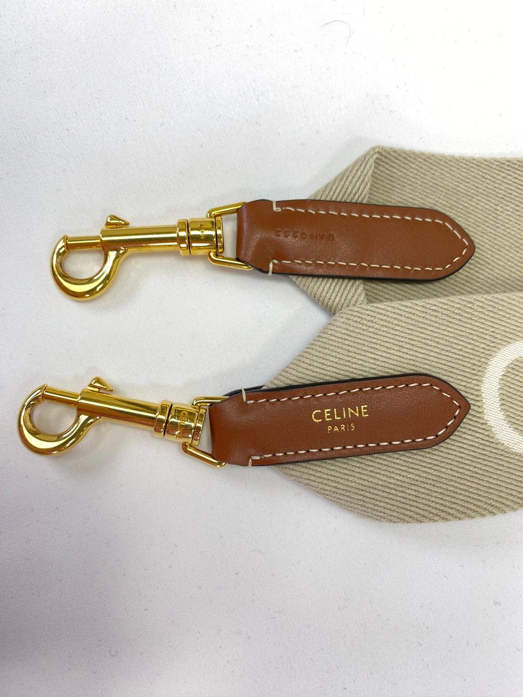 CELINE セリーヌ ショルダーベルト ロングストラップ 49S012AEP