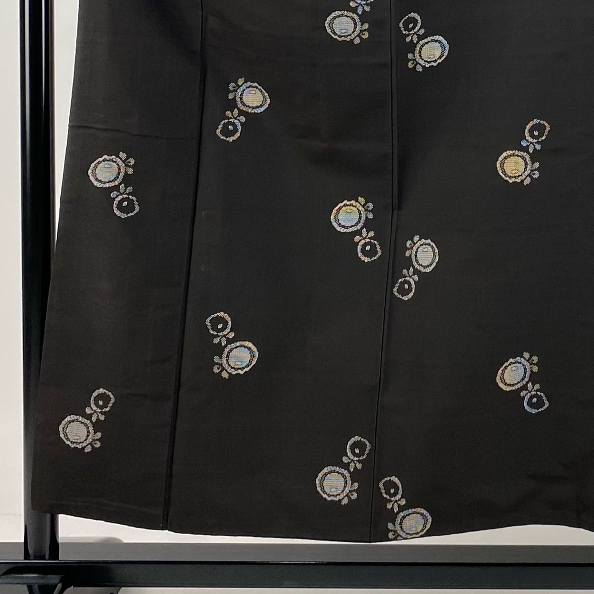 大島紬［袷］【裄 約67cm　身丈165cm】　正絹未使用 小紋 身丈168.5cm 裄丈69cm L 袷 大島紬地 証紙 花 藍色 正絹