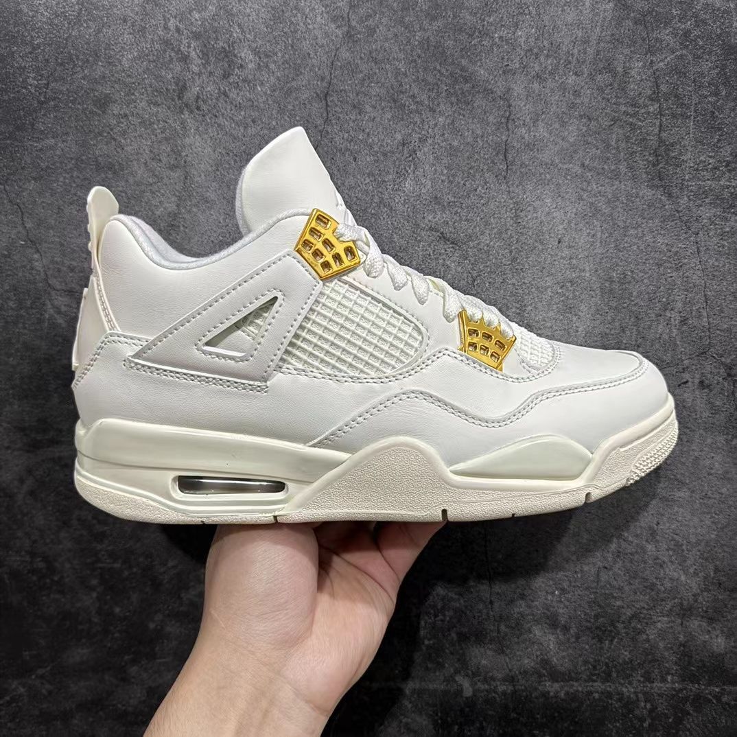 新品未使用 最安値 Nike Air Jordan 4 Retro white&gold #320 - メルカリ 