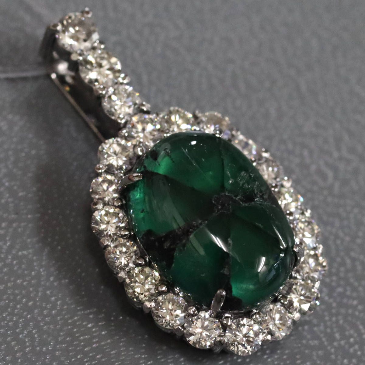 Pt900エメラルドとダイヤのトップ Pt900 エメラルド ダイヤモンド ペンダントトップ 3.16ct D0