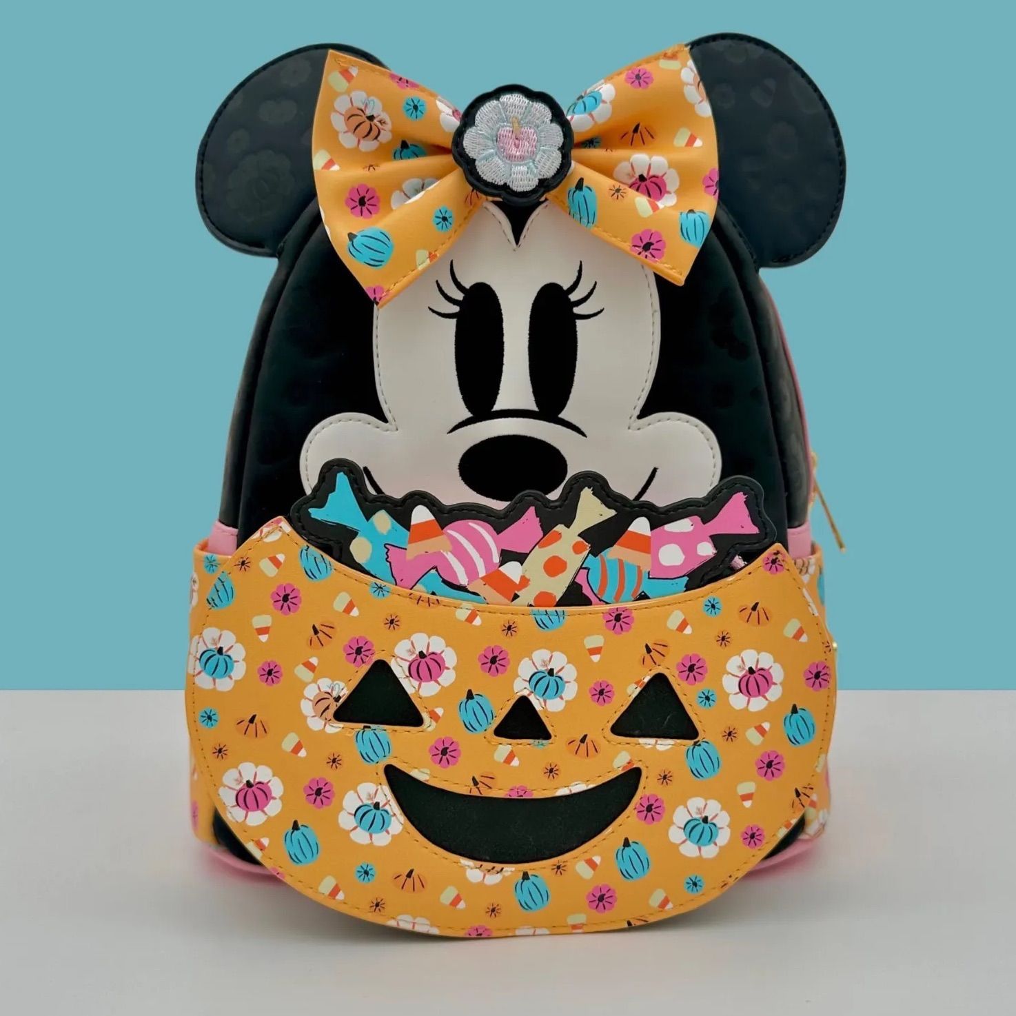 ディズニー　ラウンジフライ　リュック　ハロウィン　ミッキー　おばけ　かぼちゃ ディズニー ラウンジフライ リュック ハロウィン ミッキー