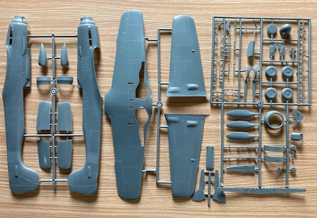 数量 パシフィックコーストモデル PCM32014 フォッケウルフ Ta.152C-1 1 32スケール