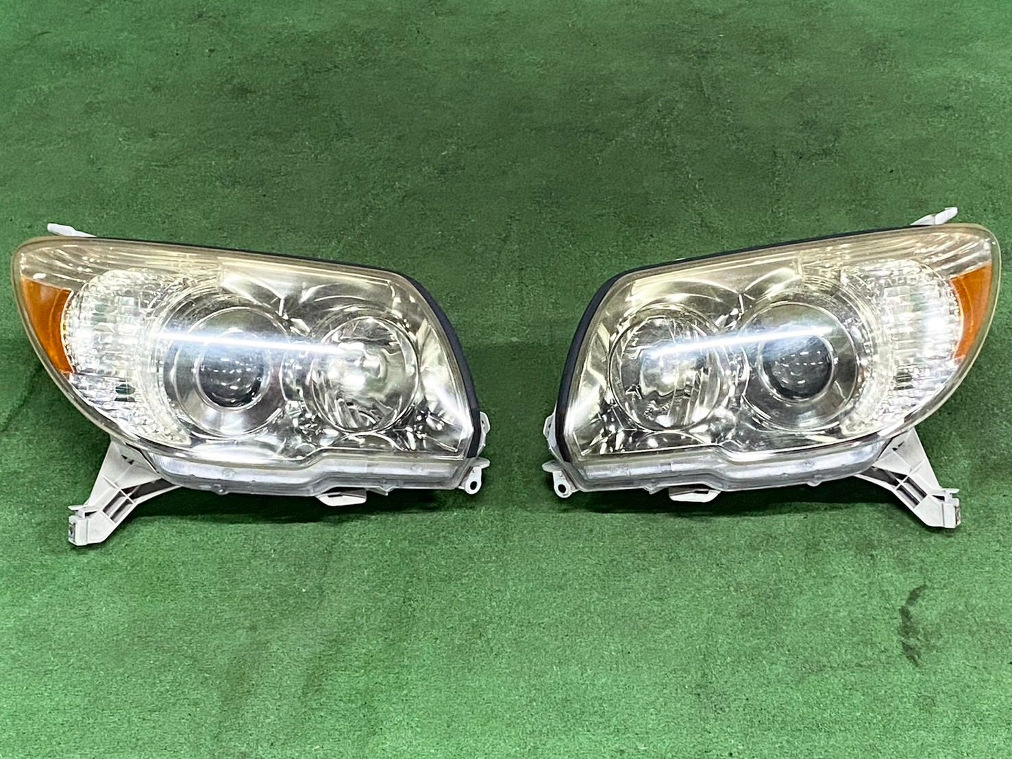 良好品！】トヨタ TRN210W ハイラックスサーフ 純正 ヘッド