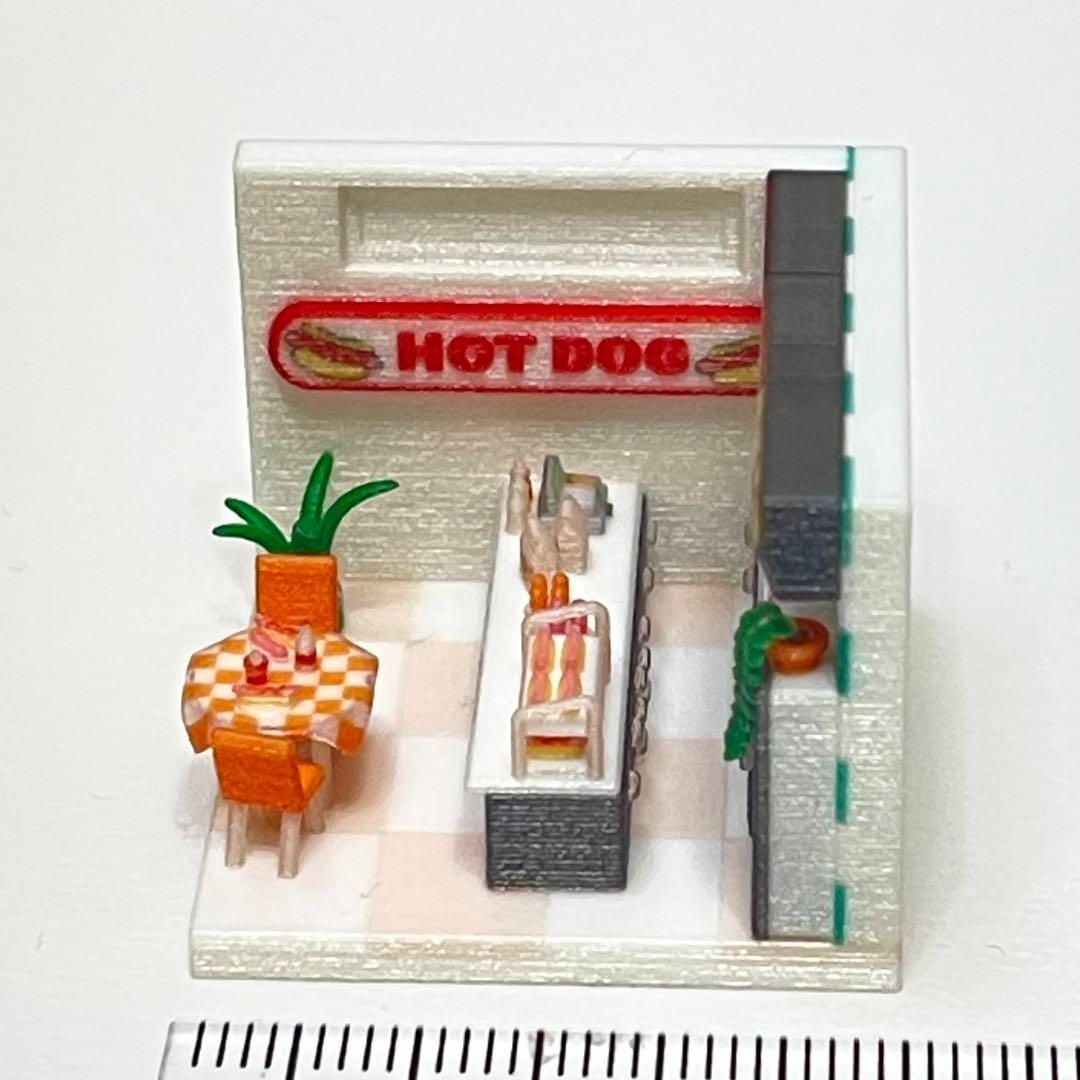 ミニチュア　ドールハウス3個　完成品　住宅模型　ジオラマ　ホットドッグ屋 3cm ミニチュア ホットドッグ屋 ジオラマ 住宅模型 ドールハウス