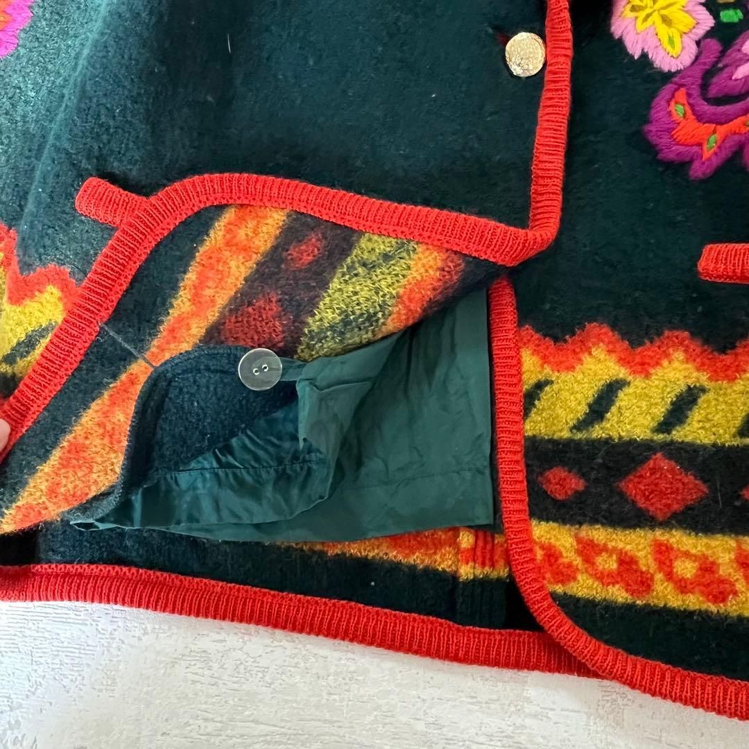 uno 花柄刺繍入りグリーンウールジャケット肩パッド入りフリーサイズ