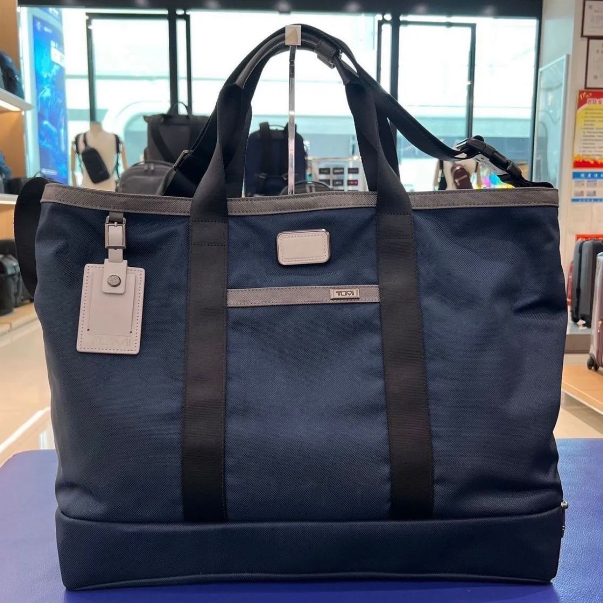 新品未使用 大人気 TUMI Alpha3 キャリーオールトート メンズ トートバッグ ハンドバッグ ショルダーバッグ 2way 黒 ブルー -  メルカリ