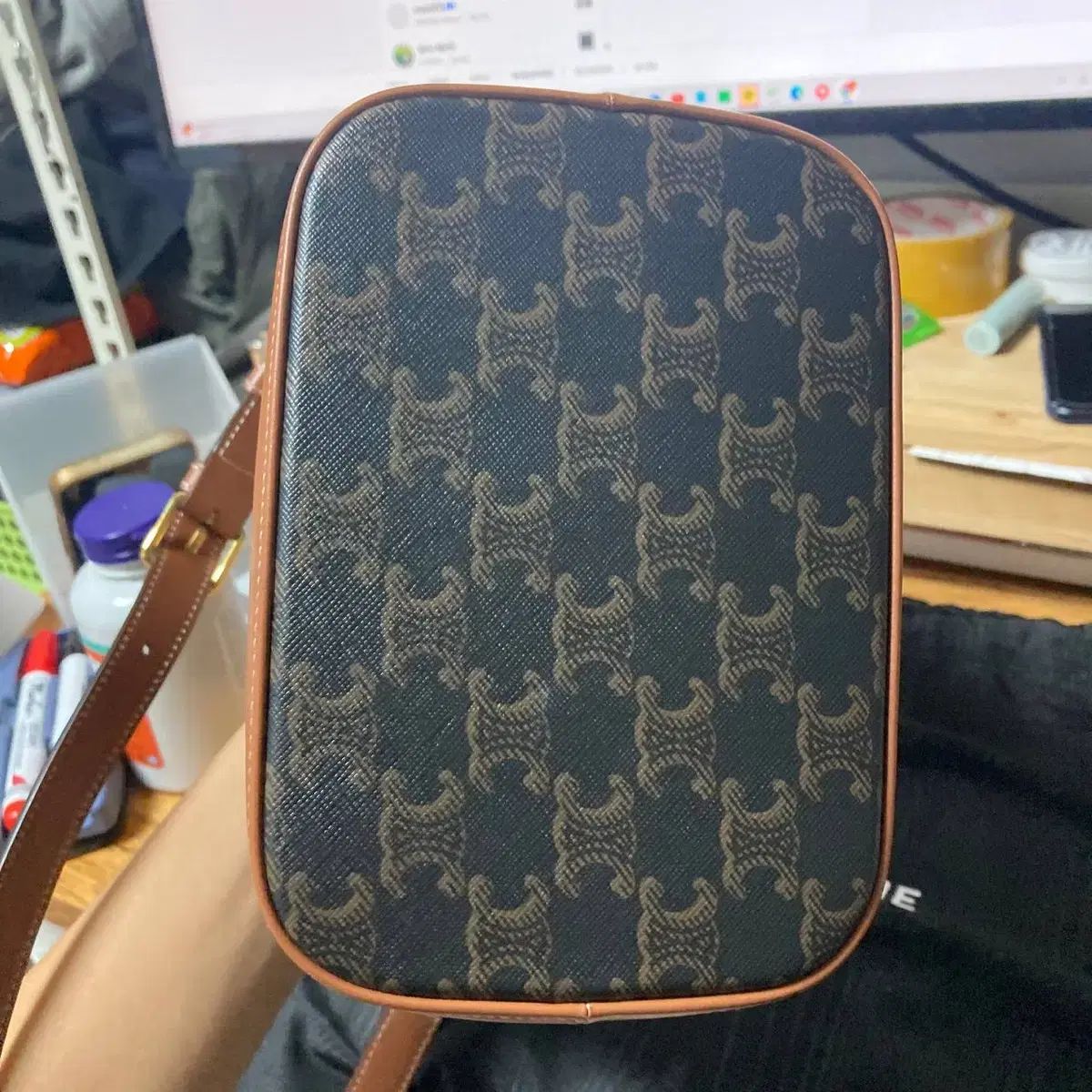 バケットバッグ