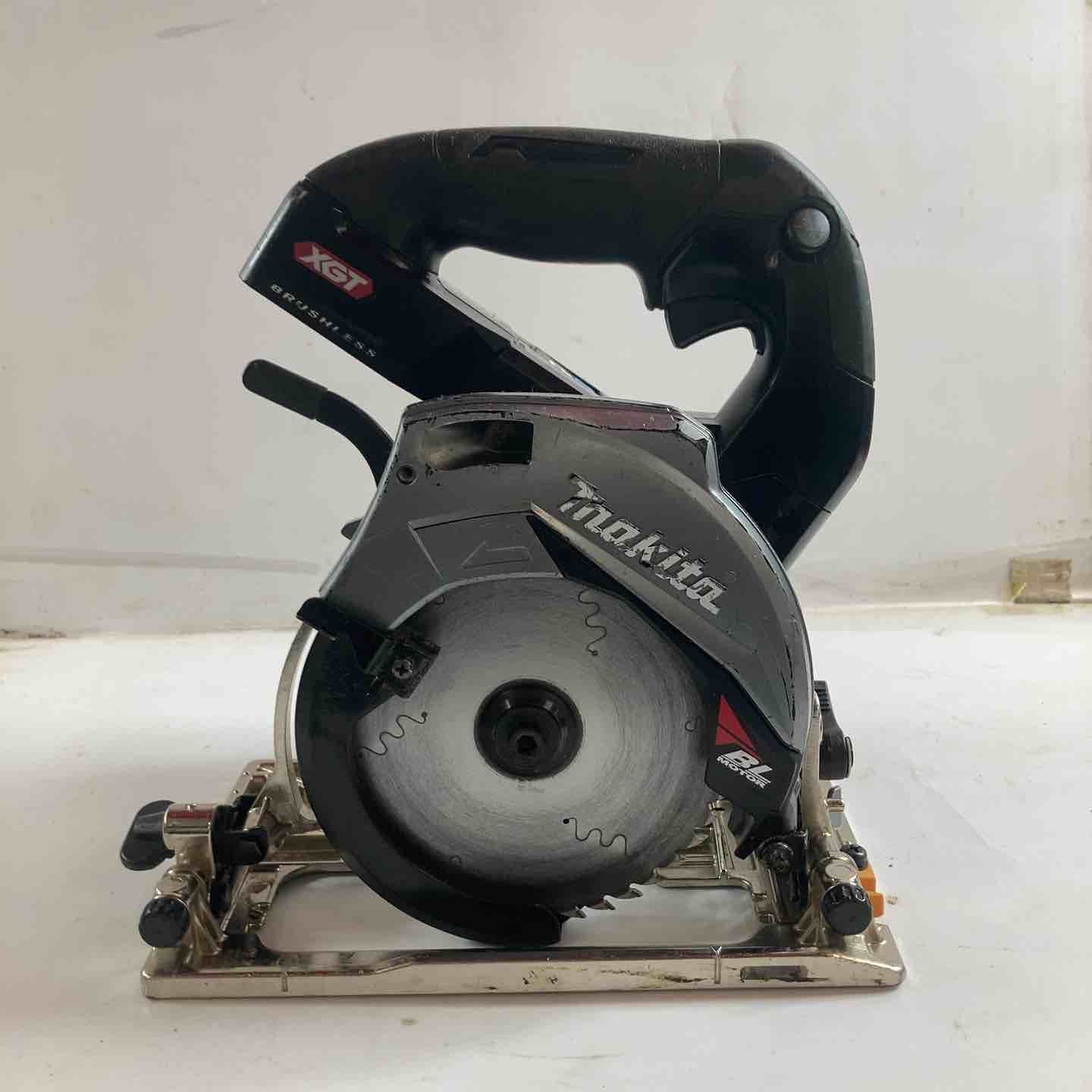 マキタ makita コードレスマルノコ HS005GZB 川崎店