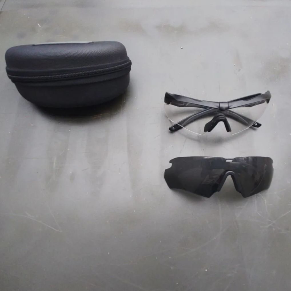 【新品✨プロも愛用✨】ESS サングラス クロスボウ タン アイセーフティ 新品✨プロも愛用✨】ESS サングラス クロスボウ タン アイセーフティ