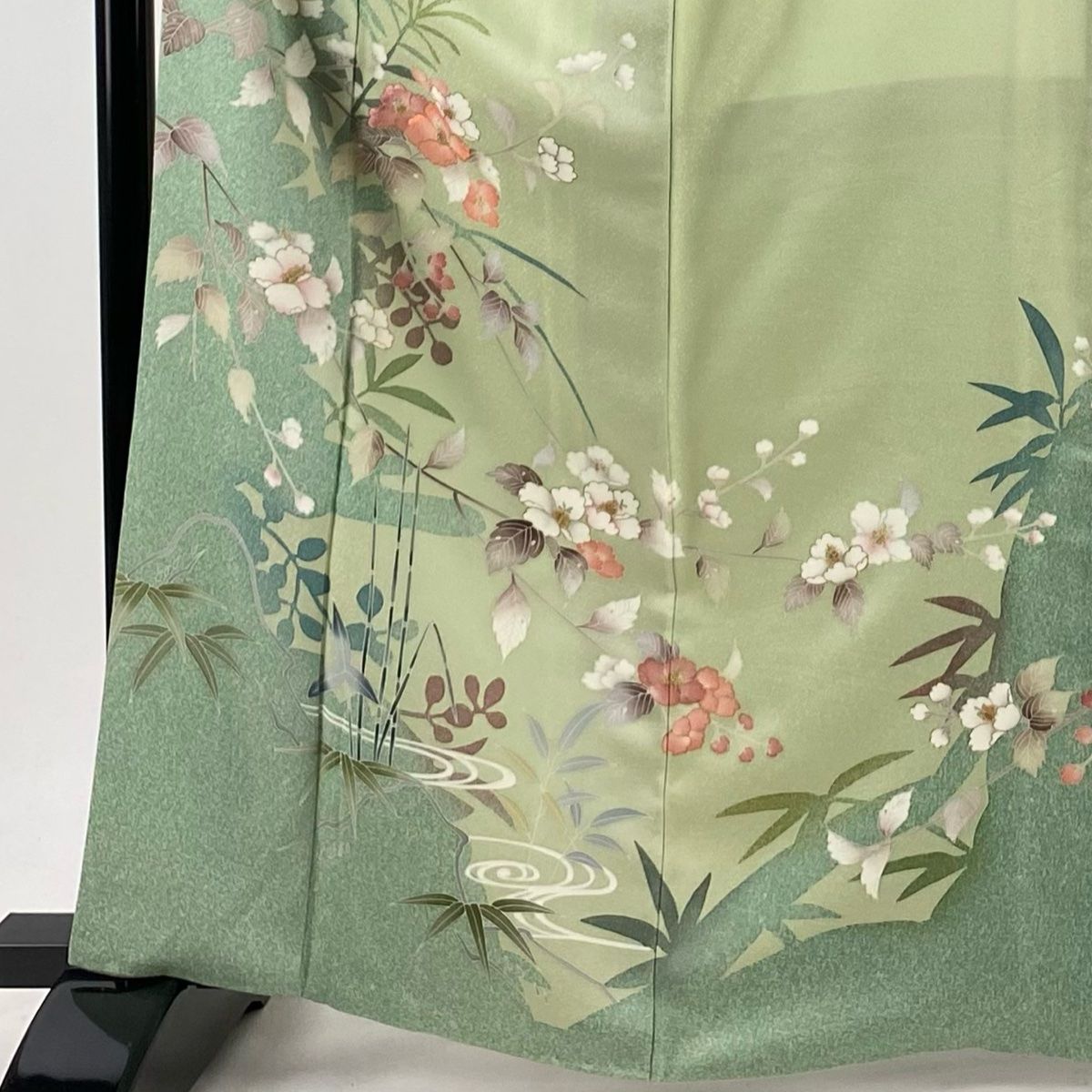 訪問着 身丈164cm 裄丈66.5cm M 袷 枝花 シルエット 金彩 薄緑 正絹 名品