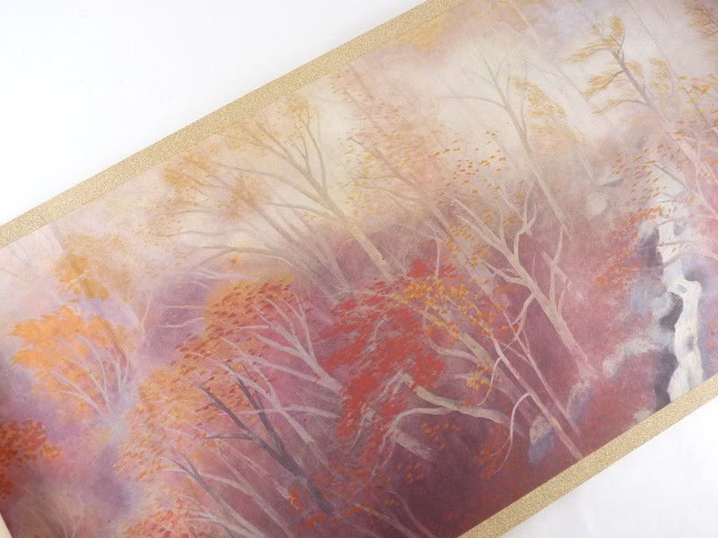 【真作】掛軸　幽玄なる山水　霧煙る墨彩画の美　水墨の詩情　悠久の山河　Q50 真作】掛軸 幽玄なる山水 霧煙る墨彩画の美 水墨の詩情 悠久の