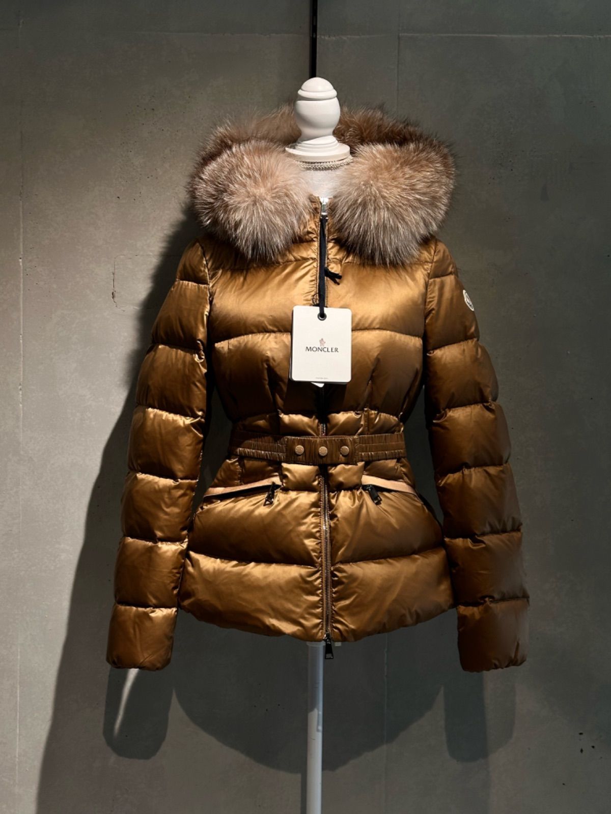 MONCLER BOED Camel - メルカリ