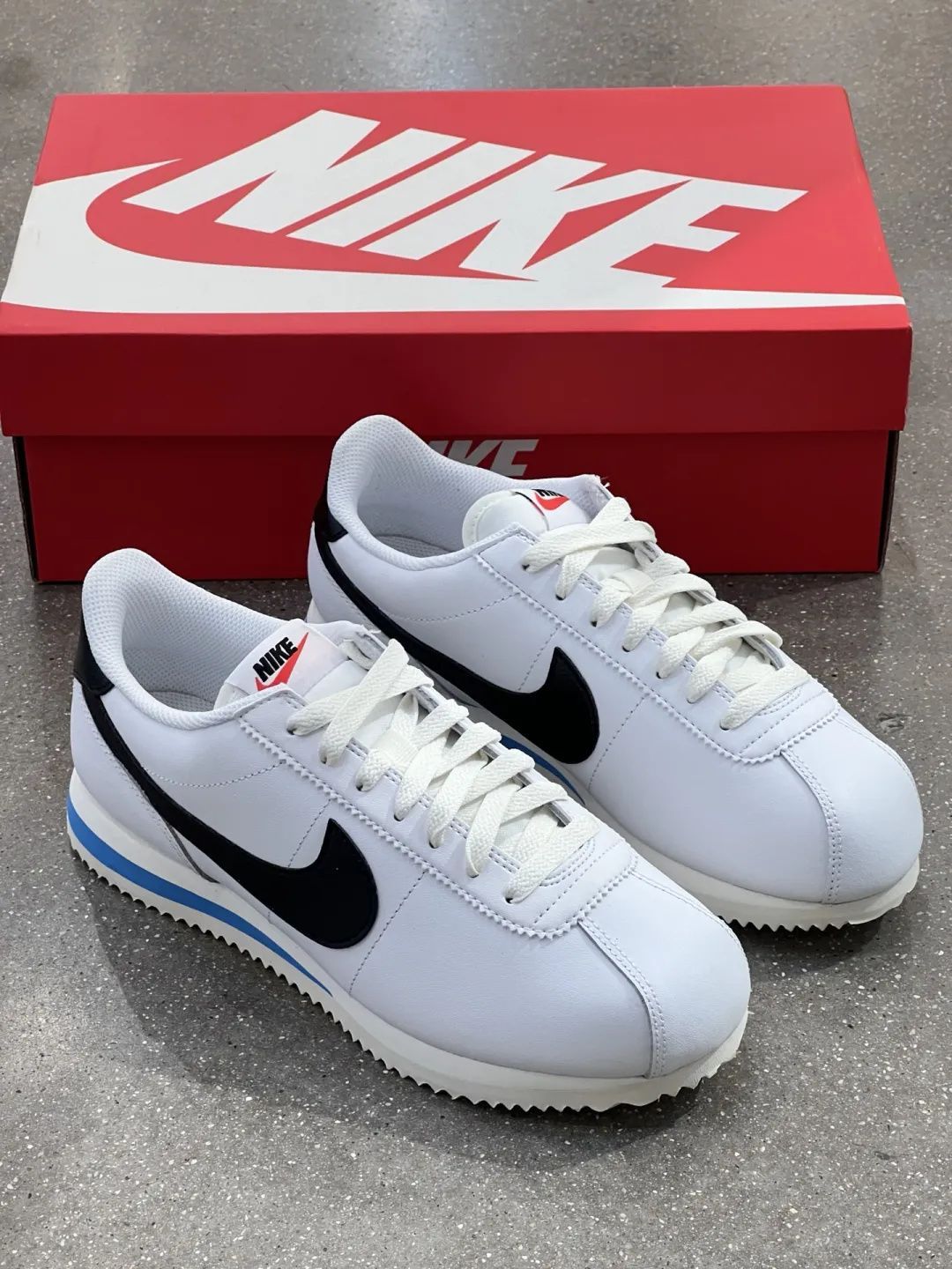 新品ナイキNIKEコルテッツ NIKE CORTEZ