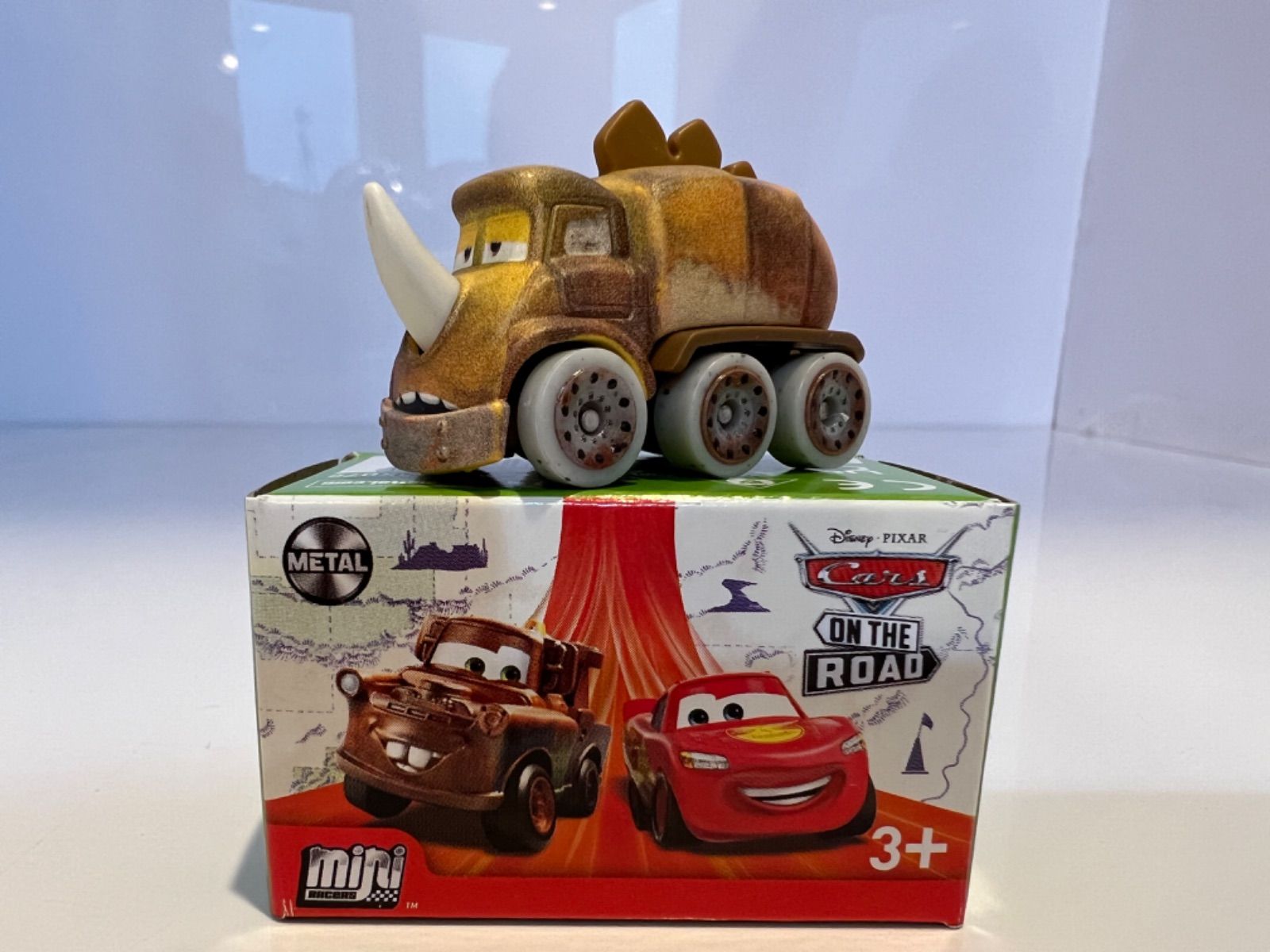 Disney Pixar カーズ　クアドラトルコサウルス ミニレーサーズ 2022 クアドラトルコサウルス - メルカリ
