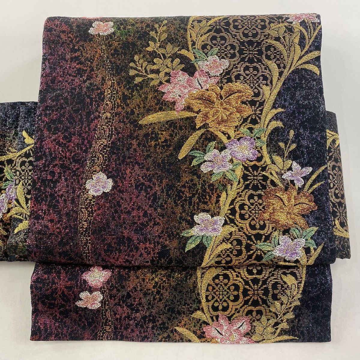 付け帯 秀品 作り帯 草花 華文 箔 金糸 黒 正絹