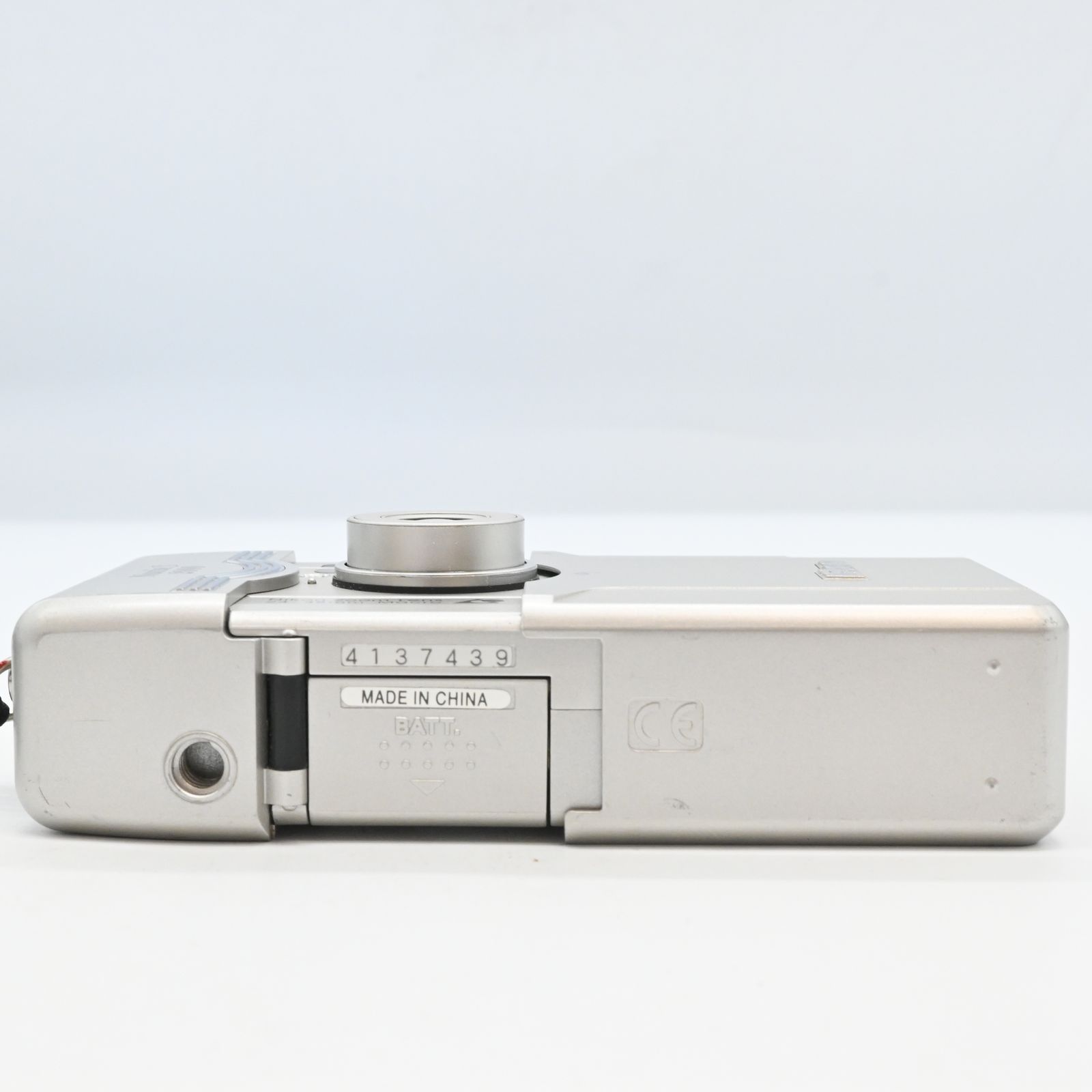 稼働ニコン　NUVIS s2000　フィルム電池入り 良品】NIKON NUVIS S2000 24-48mm Macro フィルムカメラ - メルカリ