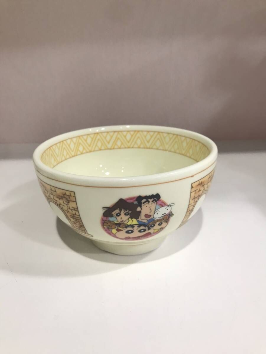 新品未使用 すき家 クレヨンしんちゃん コラボ 茶碗 どんぶり 丼 食器 非売品 新品未使用 すき家 クレヨンしんちゃん コラボ 茶碗 どんぶり 丼