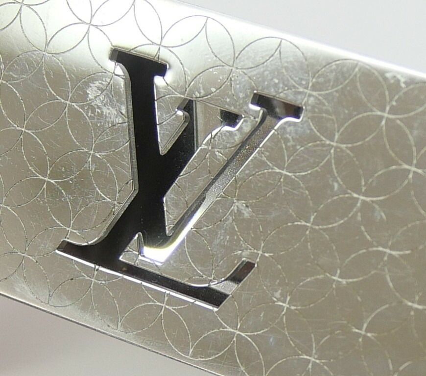 LOUISVUITTON
