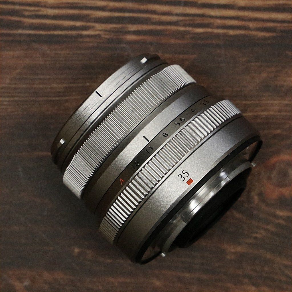 美品】 Fujifilm XF 35mm F2 R WR シルバー #5859 - メルカリ