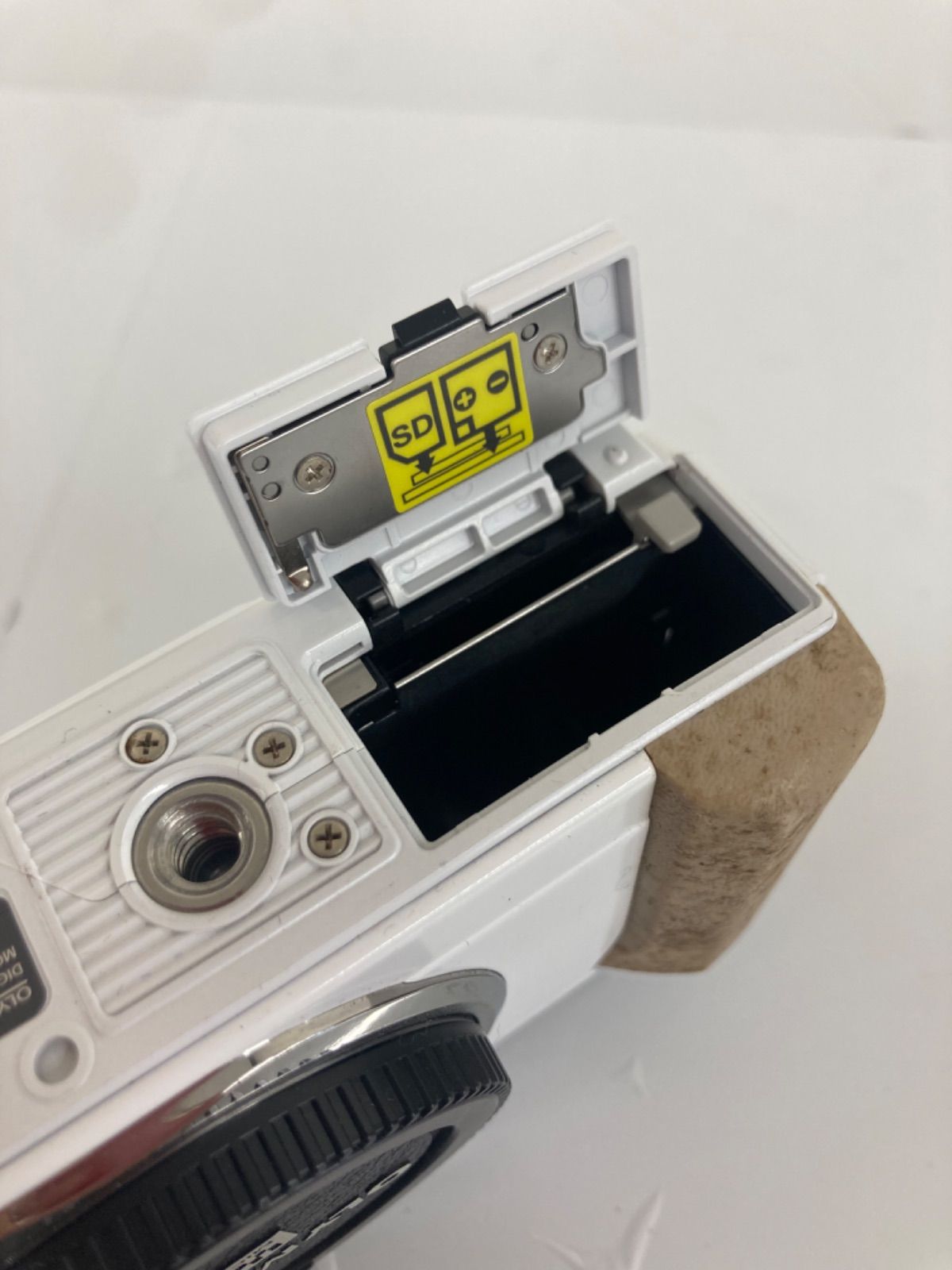 通電動作未確認】OLYMPUS PEN E-PL2 ホワイト ボディ ミラーレス