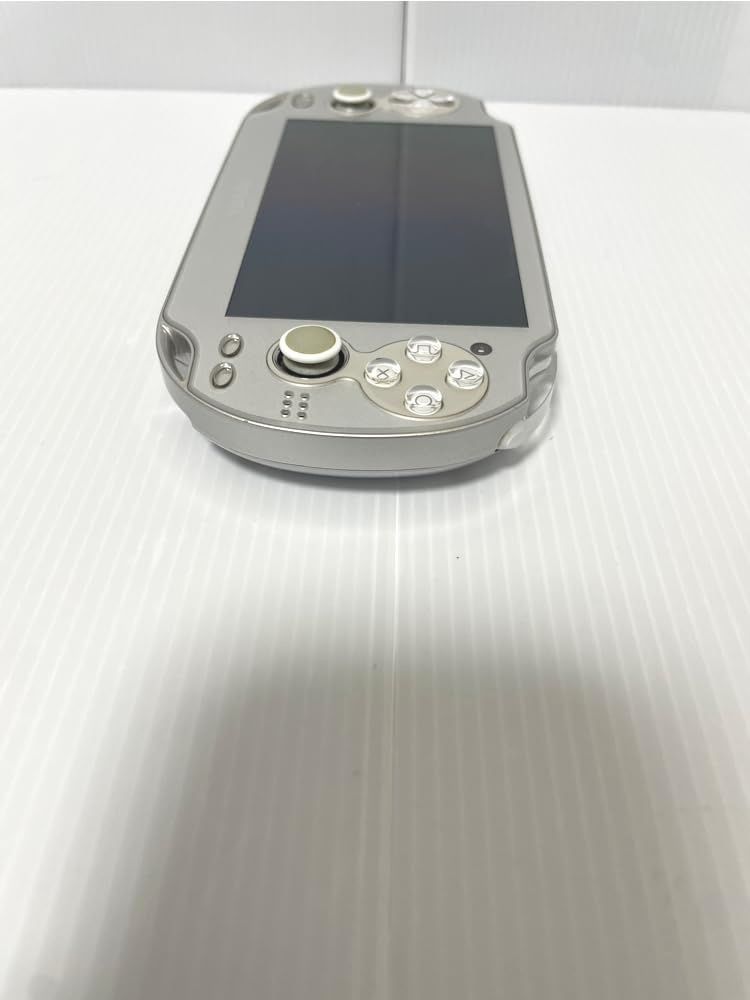 PlayStation Vita Wi-Fiモデル アイス・シルバー - メルカリ