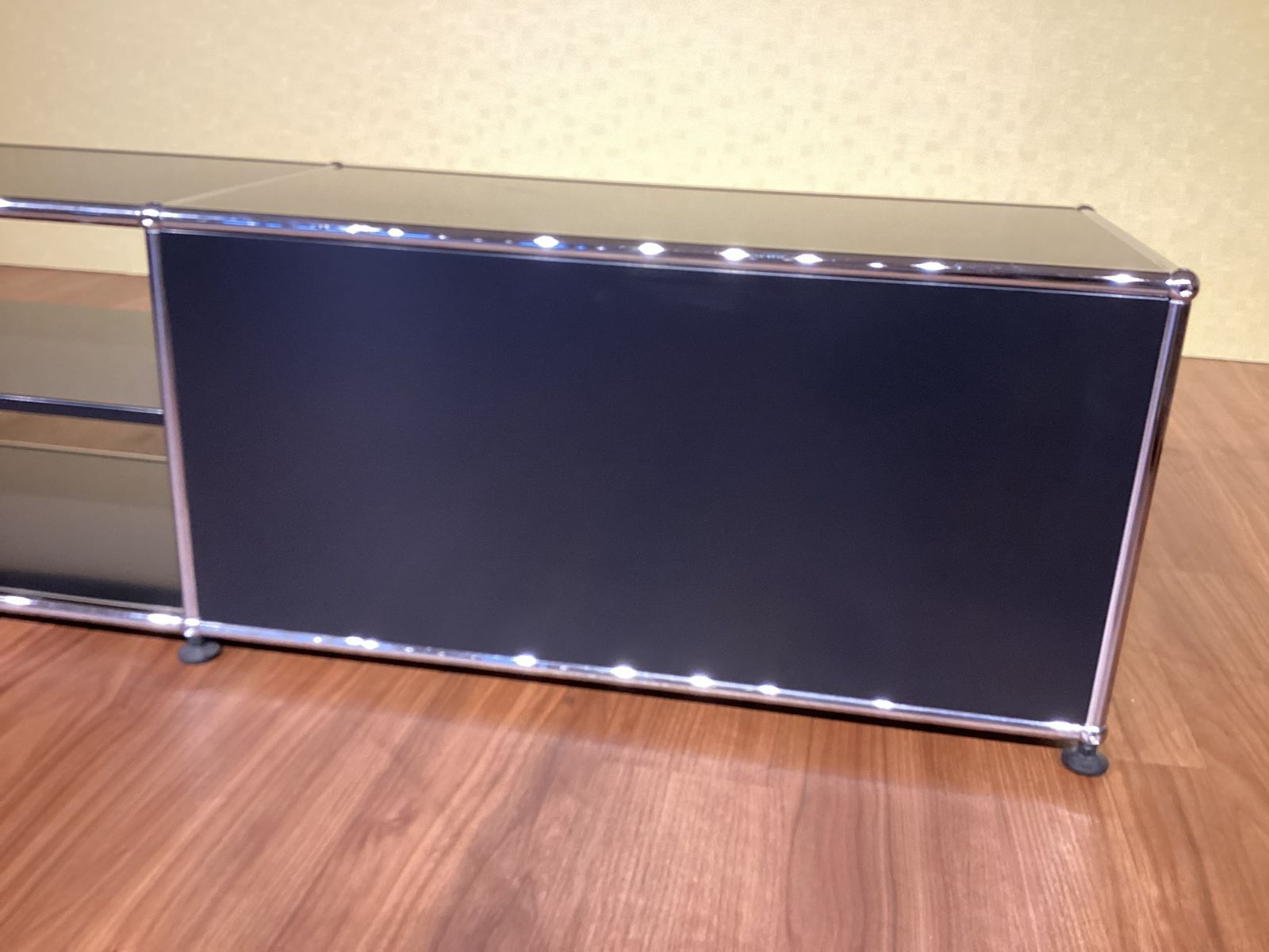 家具ユーズド家具 USMハラー|TVボード|ローボード|ドロップダウンドア|ディバイダーシェルフ|