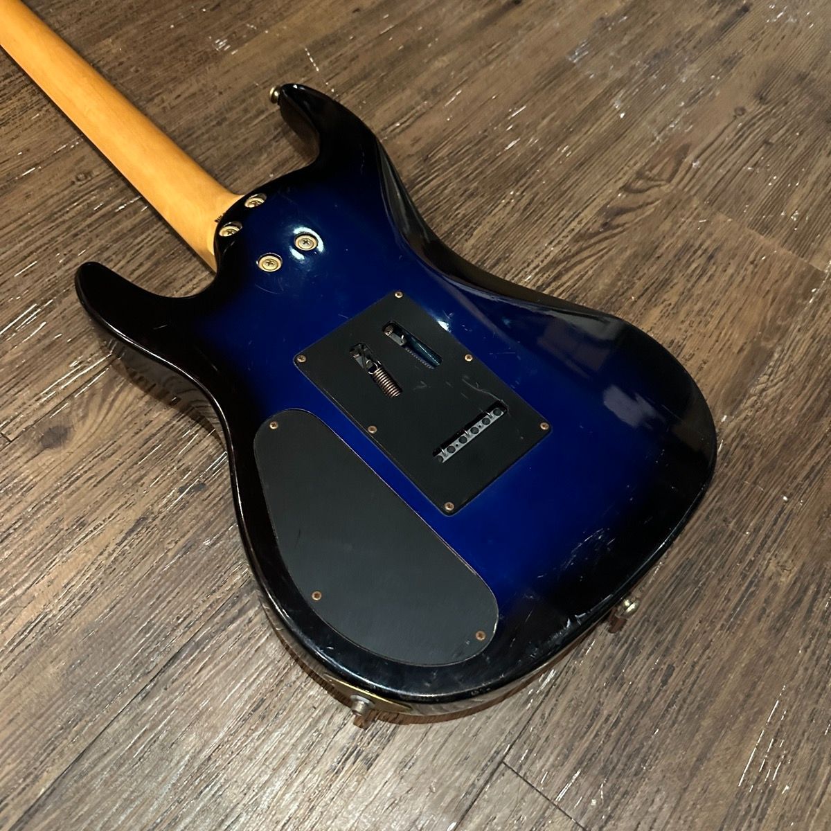 AriaProII MAGNA シリーズ エレキギター AriaProII Magna series Electric Guitar アリア 赤 エレキ