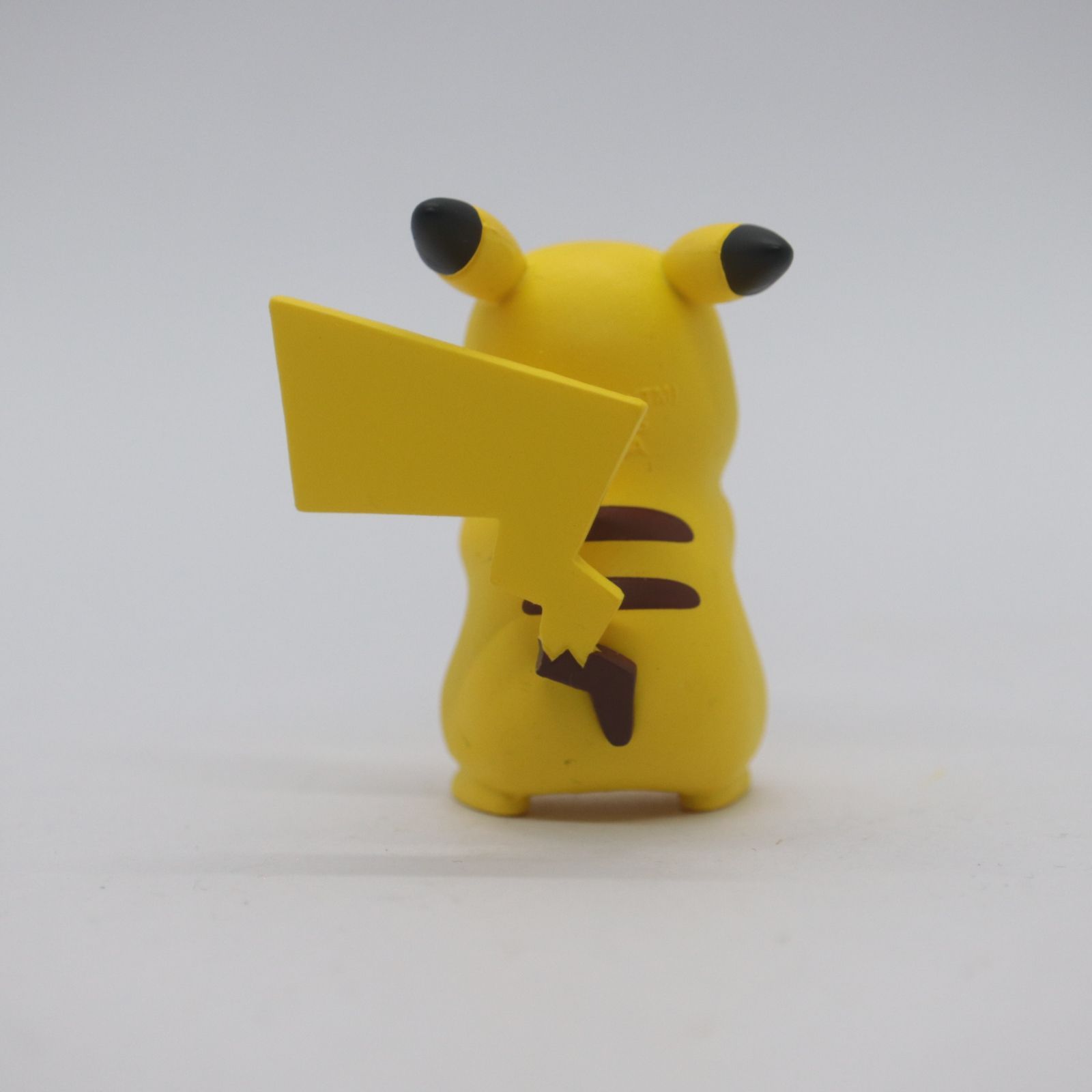 Hinamatsuri Pikachu kimono couple plushie on the way to