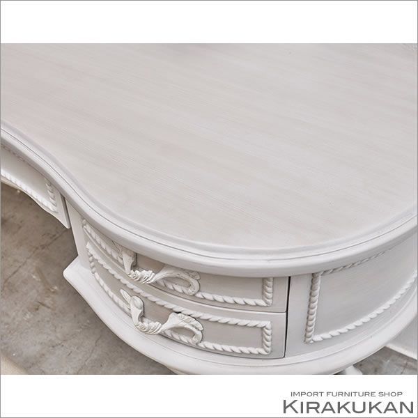 ロマンチック アンティーク家具