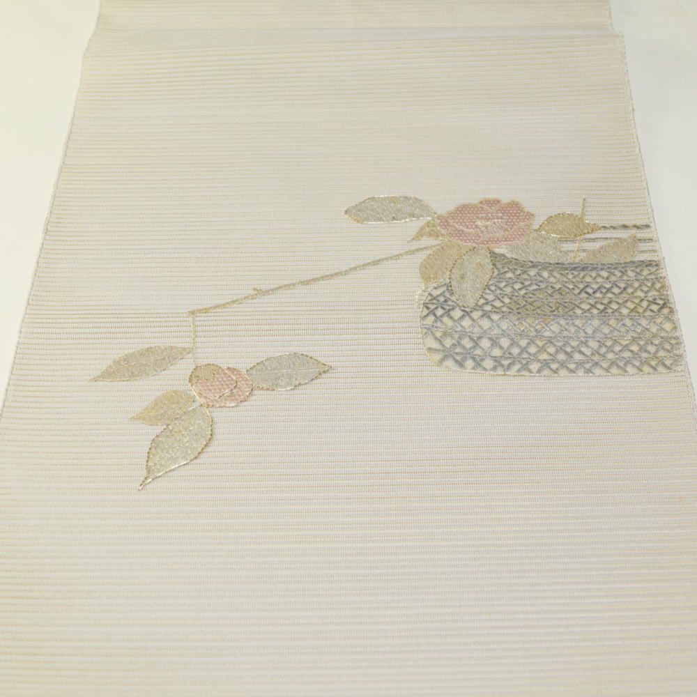 夏物 八寸名古屋帯 絽 綴れ 絽刺し刺繍 花籠模様 正絹 お太鼓柄
